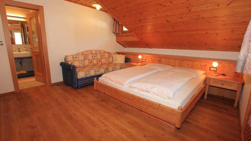 Santa Cristina Val Gardena Bed And Breakfast Iman الغرفة الصورة